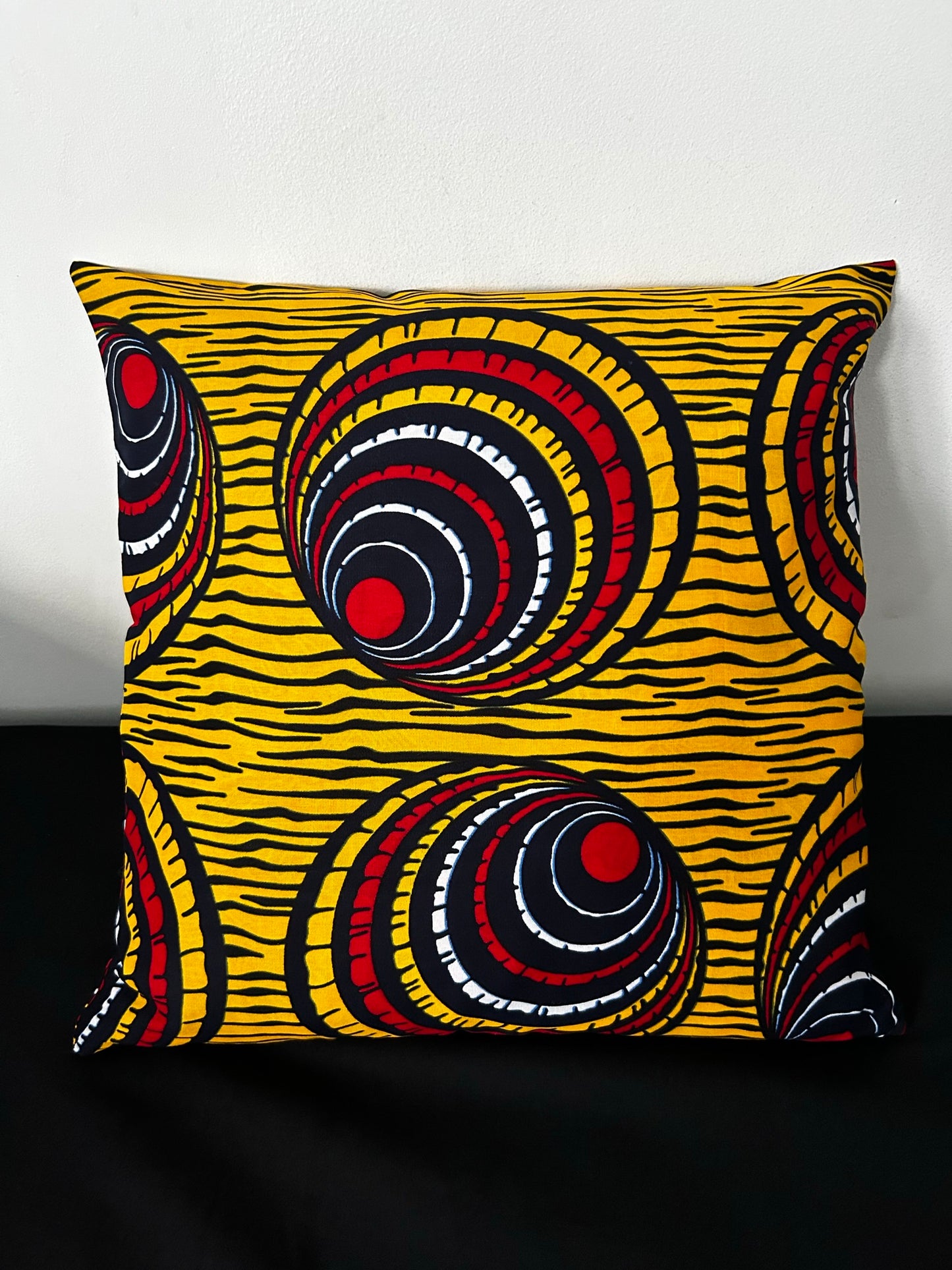 Housse de coussin n°150 - Wax Circulaire Jaune Rouge