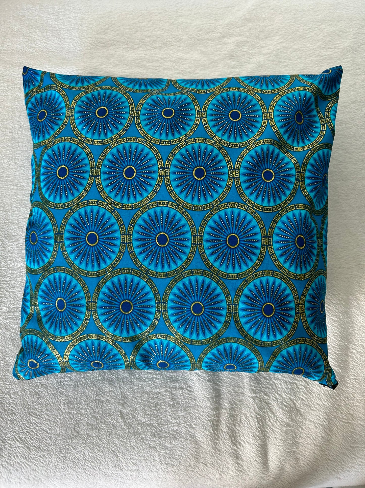 Housse de coussin n°59 - Wax satiné - Rosace bleu doré