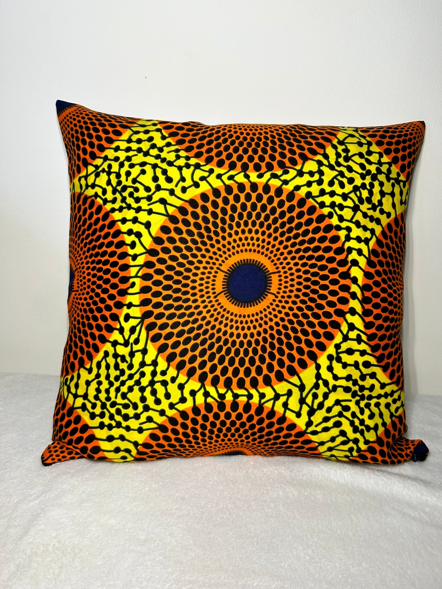 Housse de coussin n°160 - Cercles Orange sur Jaune