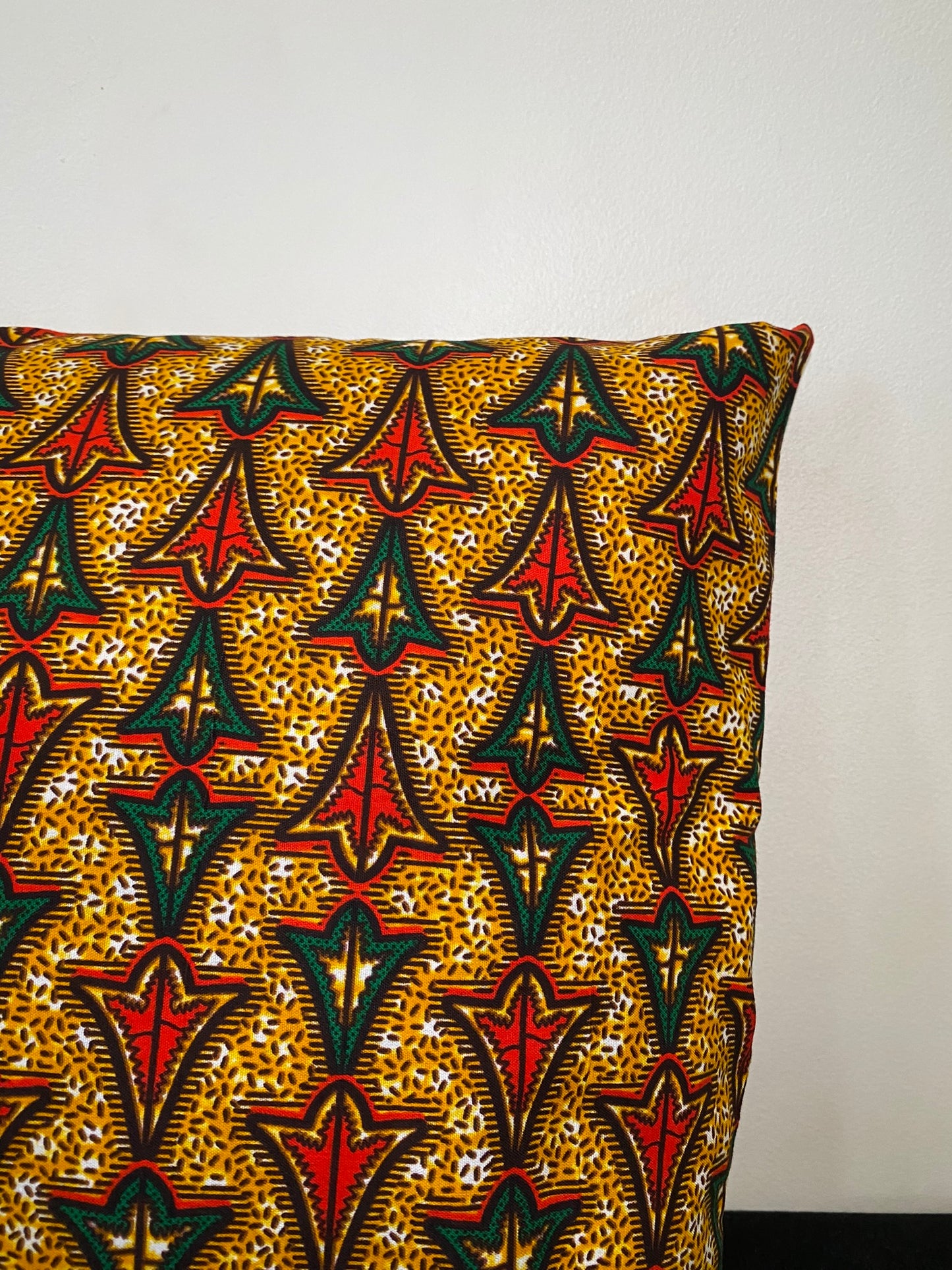 Housse de coussin wax n°128 - Motif Géométrique afro Orange Vert