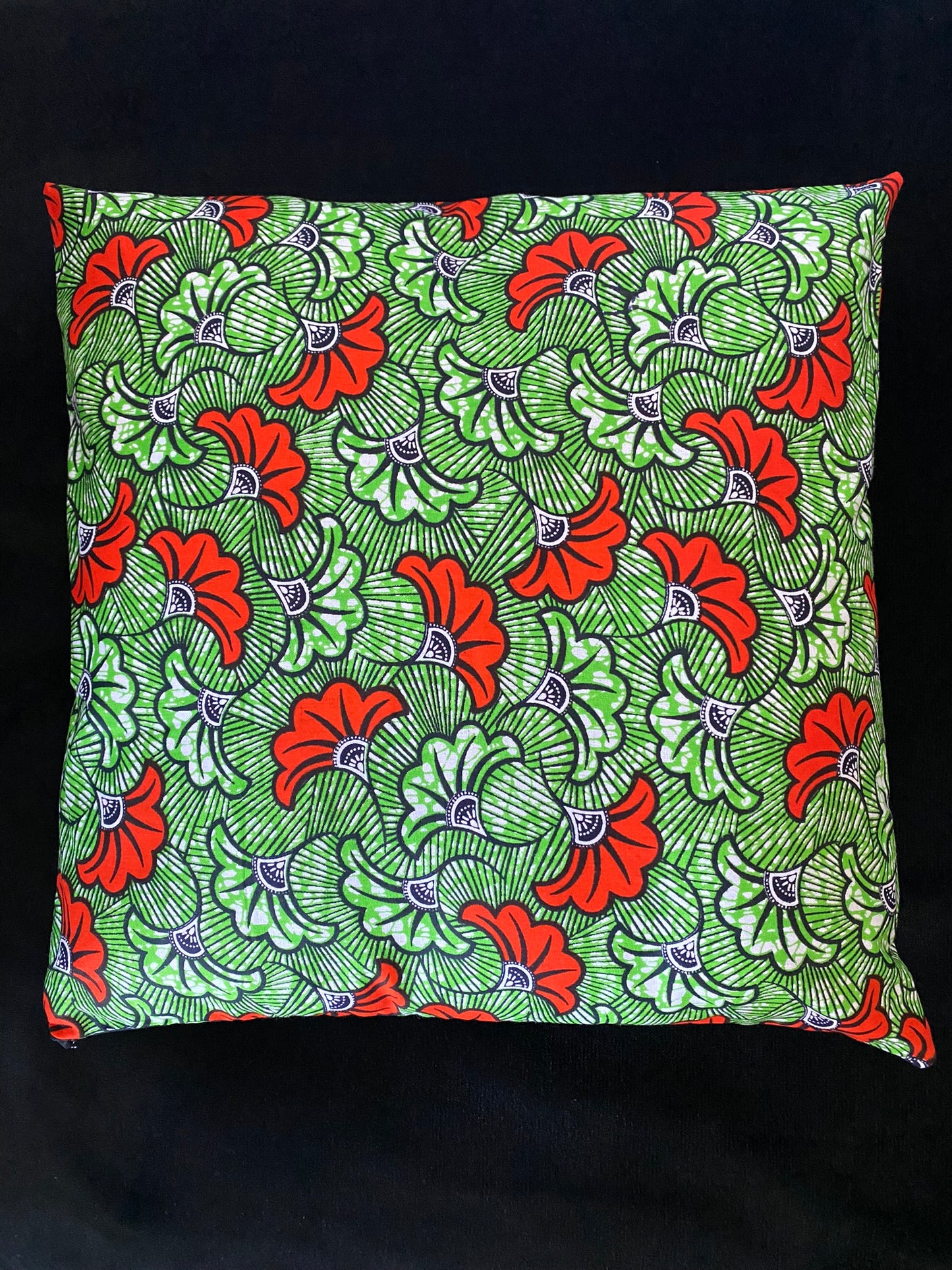 Housse de coussin wax n°132 - Motif Fleur Mini Vert Orange