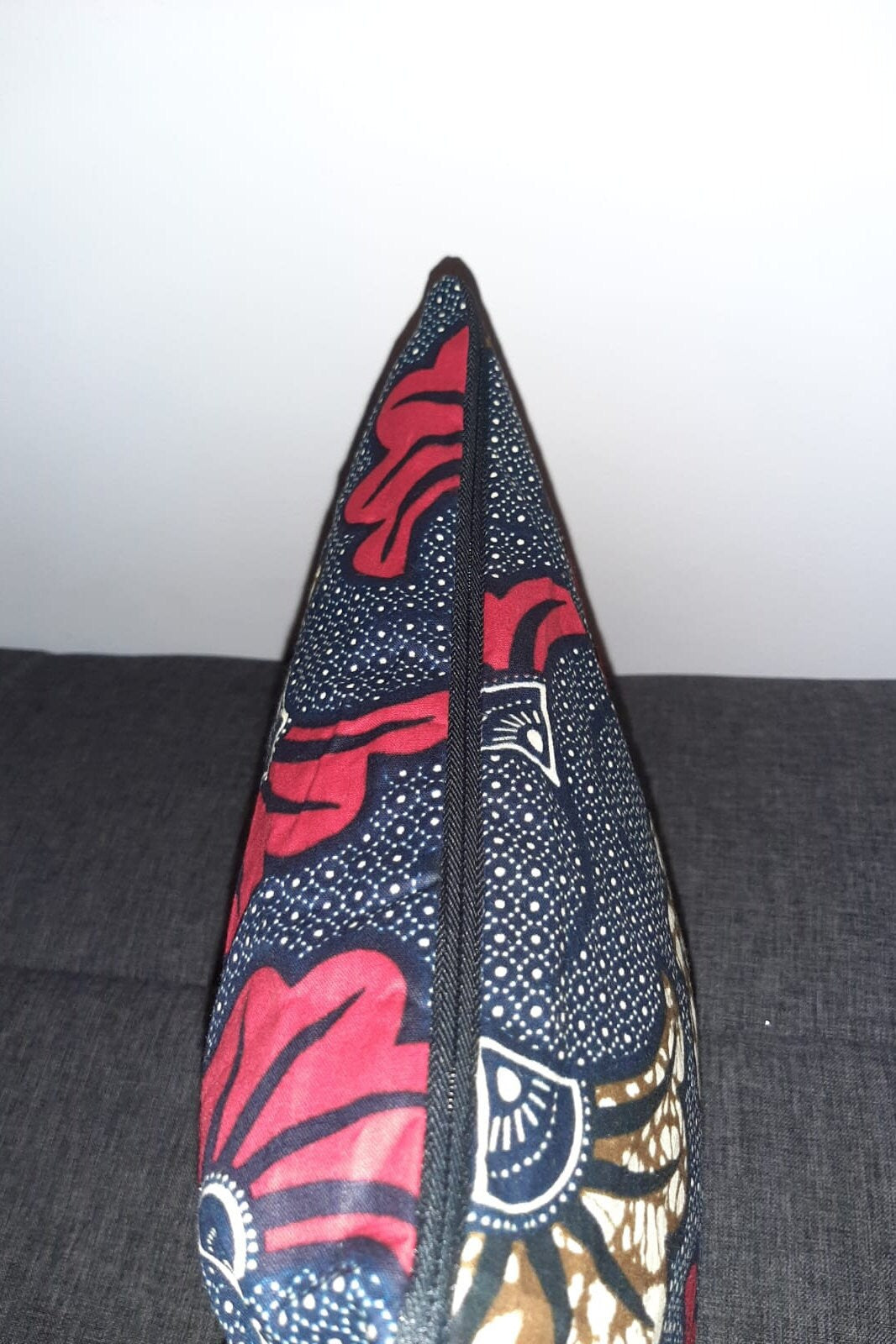 Housse de coussin wax n°50 - Fleur de mariage Gris/Rouge/Kaki