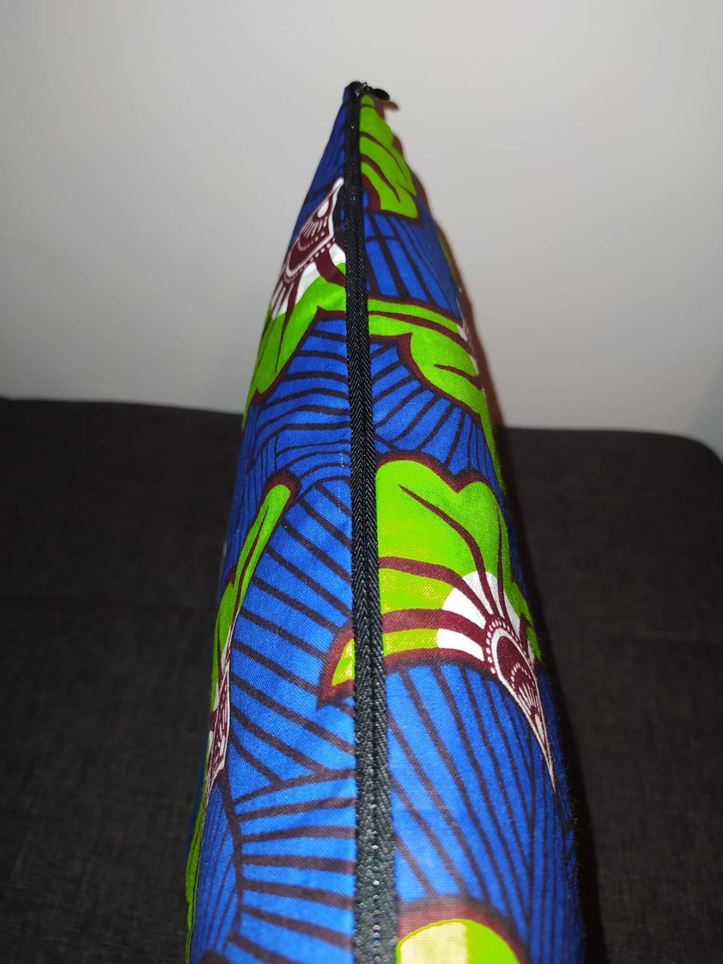 Housse de coussin wax n°23 - Fleur de mariage Vert sur Bleu