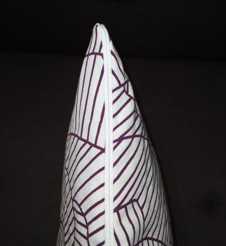 Vintage cushion cover - Burgundy mushroom pattern