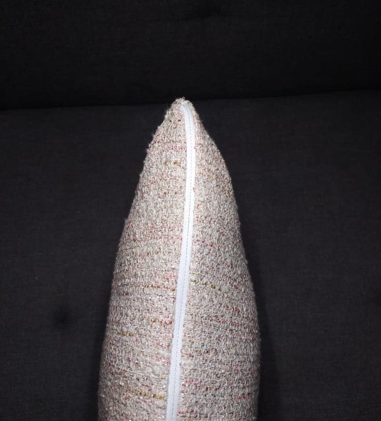 Housse de coussin vintage - Maille blanche rosée argentée