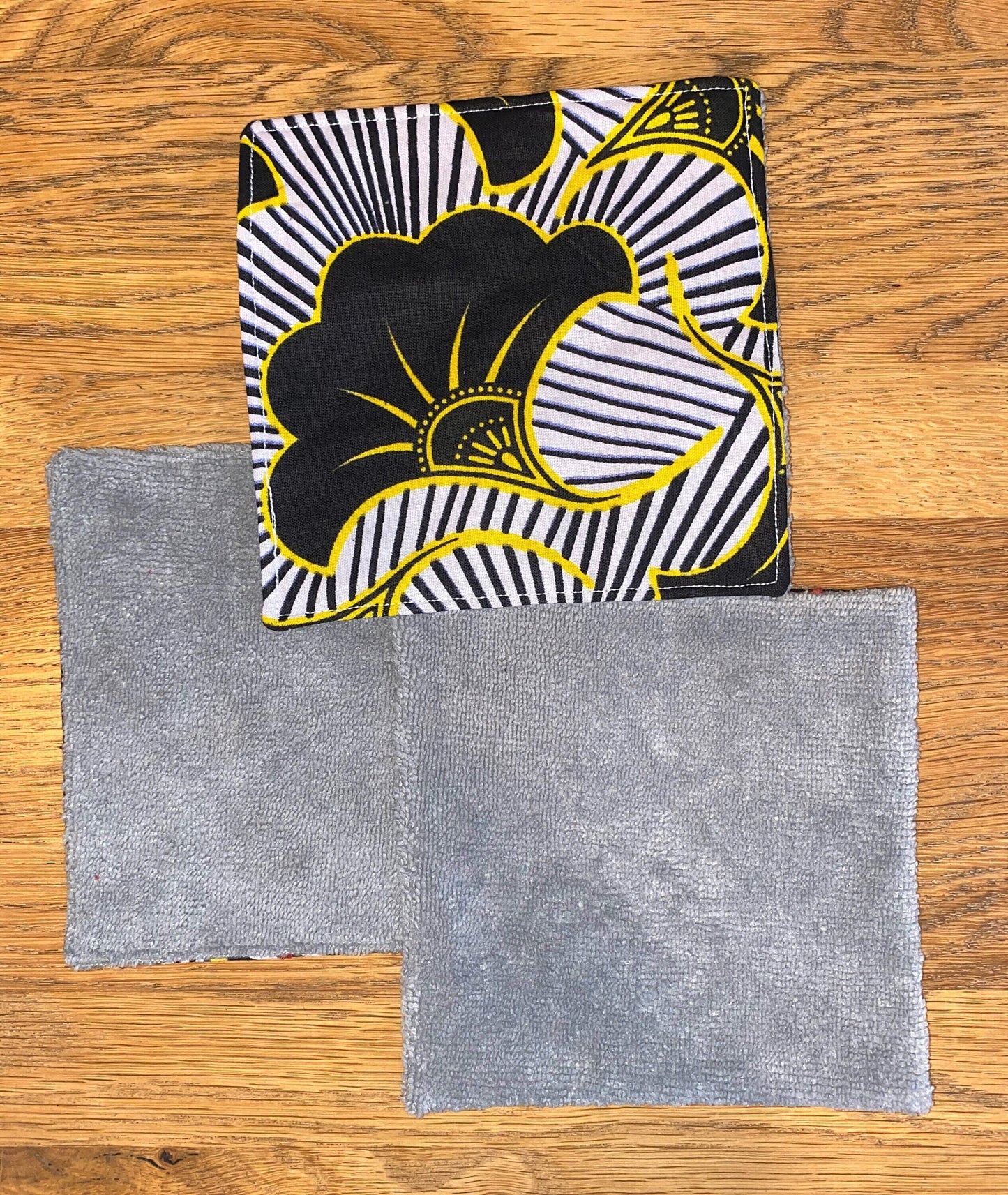 Multi-use washable wipes - In Wax 100% cotton and OEKO-TEX® certified natural bamboo micro sponge - Black gold wedding flower