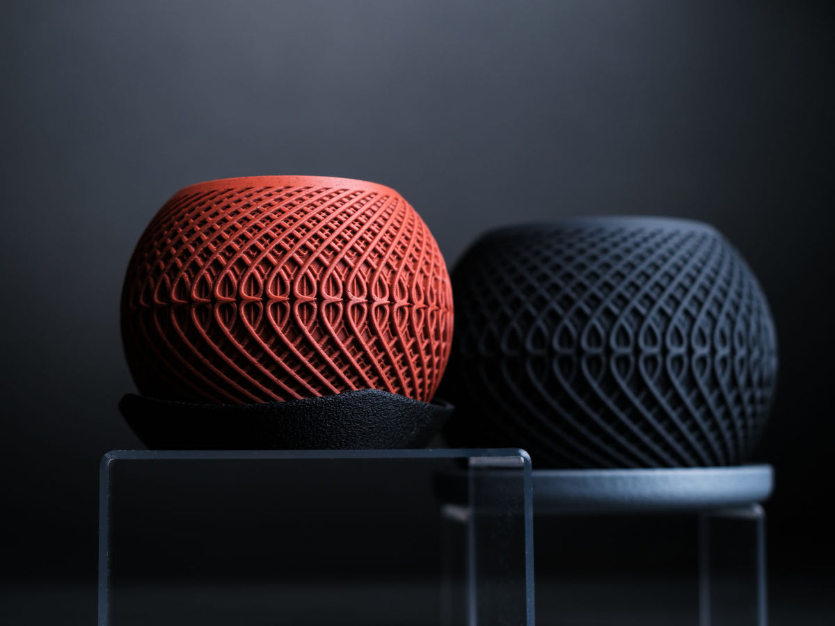 Kinetic — Pot à motifs et soucoupe — photographie du créateur — designed by h3li0