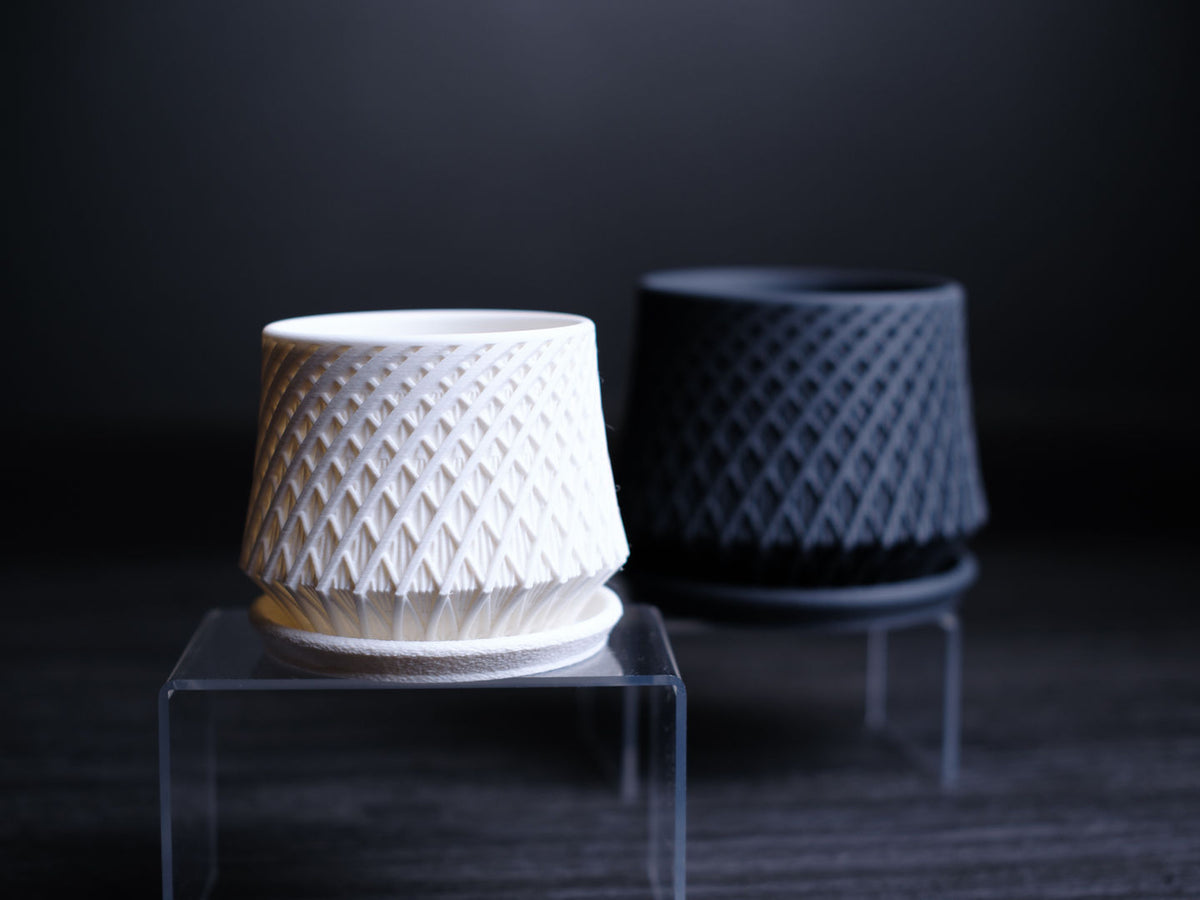 Kairo — Pot à motifs et soucoupe — photographie du créateur — designed by h3li0