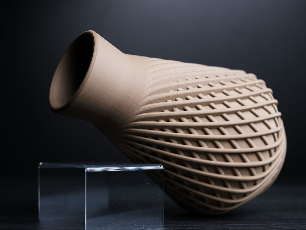 Influx — Vase décoratif — photographie du créateur — designed by h3li0