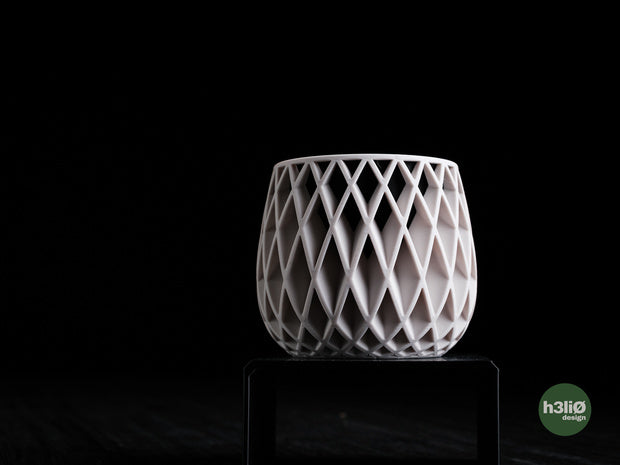 Beja — Pot géométrique avec insert — photographie du créateur — designed by h3li0