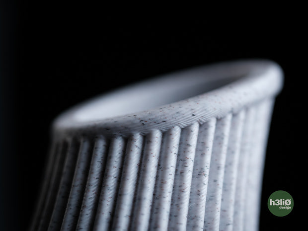 Pinn — Vase décoratif — photographie du créateur — designed by h3li0