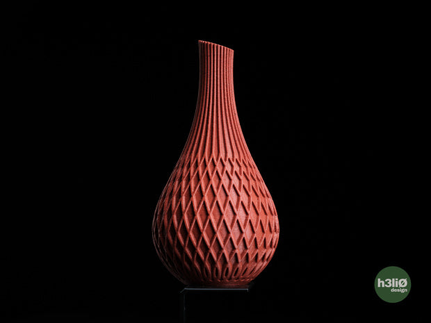 Apex — Vase décoratif à facettes — photographie du créateur — designed by h3li0