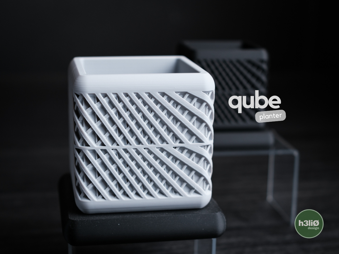 Qube — Pot à soucoupe — photographie du créateur — designed by h3li0