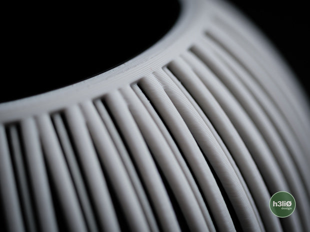 Zyra — Pot et soucoupe à motifs — photographie du créateur — designed by h3li0