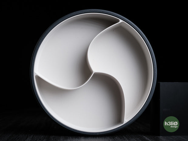 Grideo — Vide-poche modulable — photographie du créateur — designed by h3li0