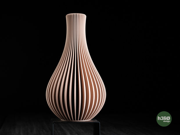 Romeu — Vase décoratif — photographie du créateur — designed by h3li0