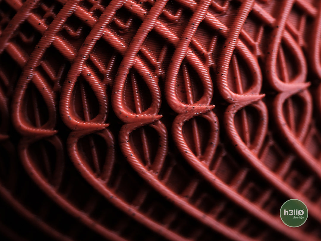 Kinetic — Pot à motifs et soucoupe — photographie du créateur — designed by h3li0