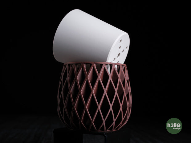 Beja — Pot géométrique avec insert — photographie du créateur — designed by h3li0