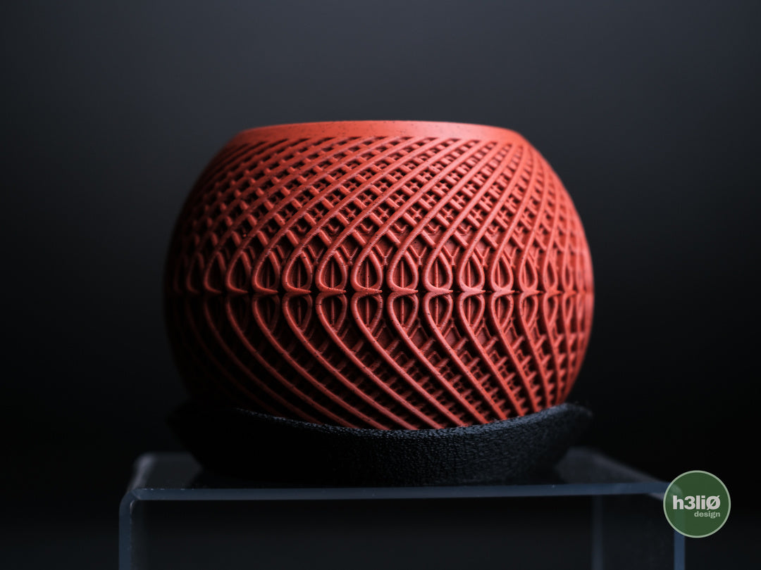 Kinetic — Pot à motifs et soucoupe — photographie du créateur — designed by h3li0