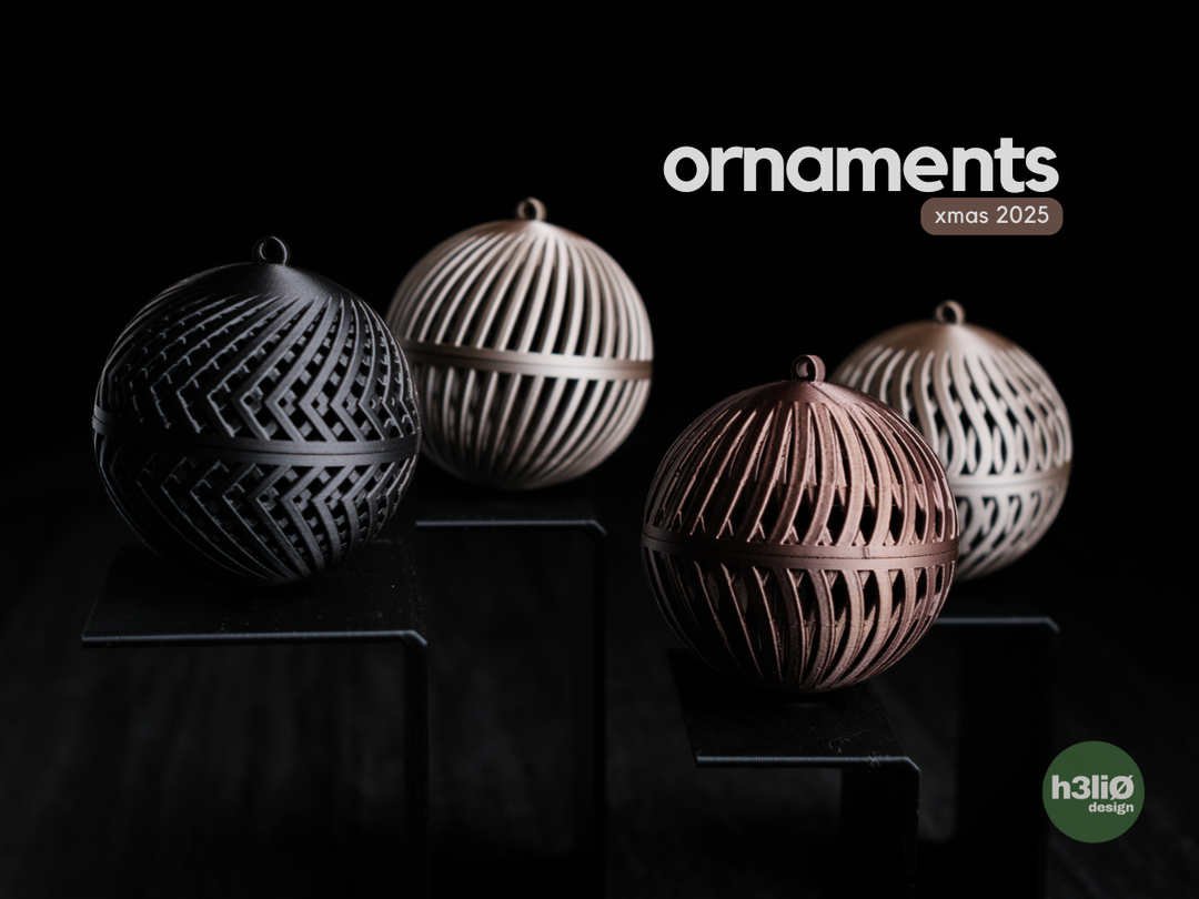 Ornaments Noël 2025 — Boule décorative — photographie du créateur — designed by h3li0