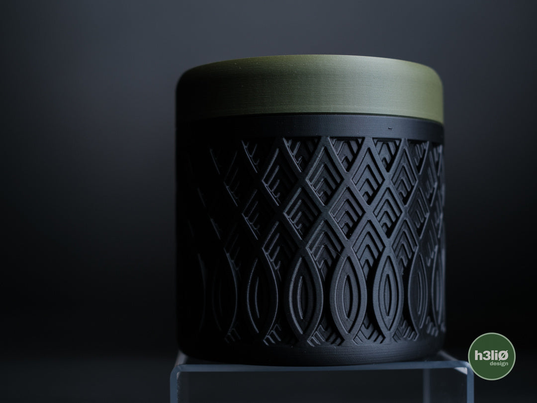 Crest — Boîte à couvercle rotatif — photographie du créateur — designed by h3li0