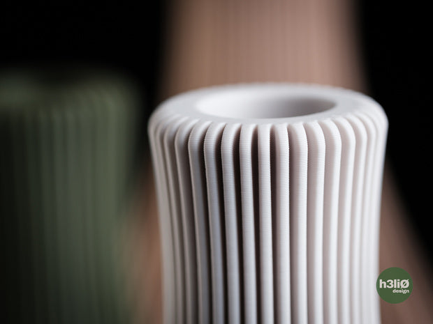 Romeu — Vase décoratif — photographie du créateur — designed by h3li0
