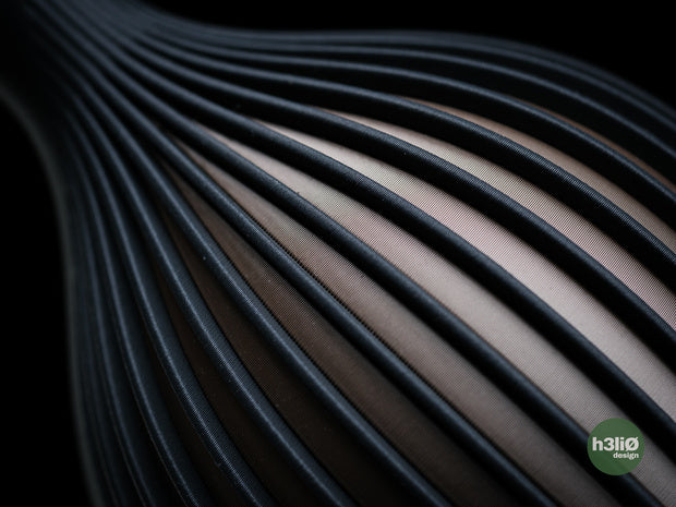 Wisp — Vase décoratif nervuré — photographie du créateur — designed by h3li0
