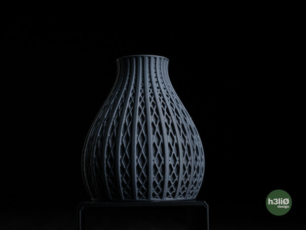 Perpetuo — Vase décoratif — photographie du créateur — designed by h3li0