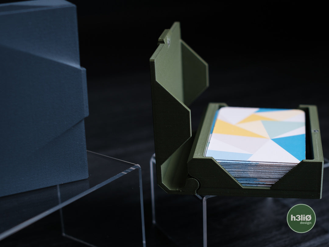 Card Deck — Boîte pour jeu de cartes — visuel du créateur — designed by h3li0