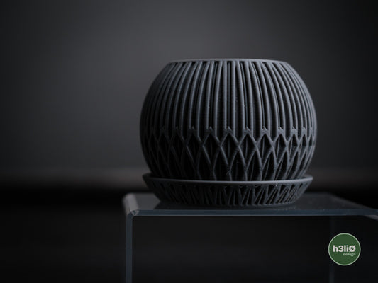 Zyra — Pot et soucoupe à motifs — visuel du créateur — designed by h3li0
