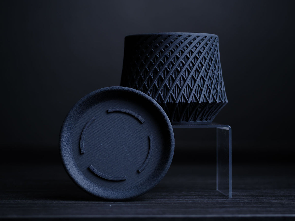 Cache-pot Kairo et soucoupe — Création 3D — visuel du créateur — designed by h3li0