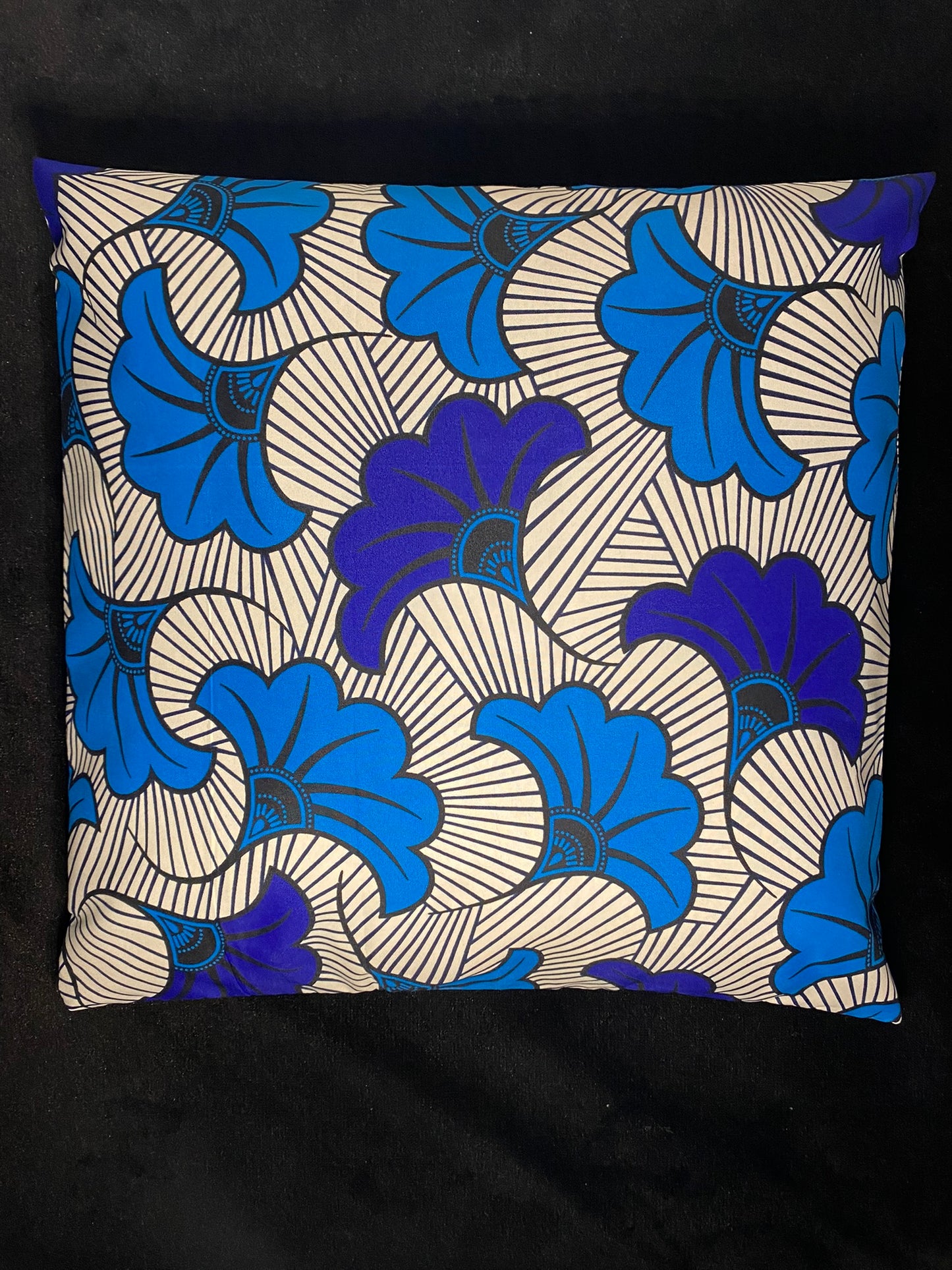 Housse de coussin wax n°118 - Fleur de Mariage Bleu Turquoise