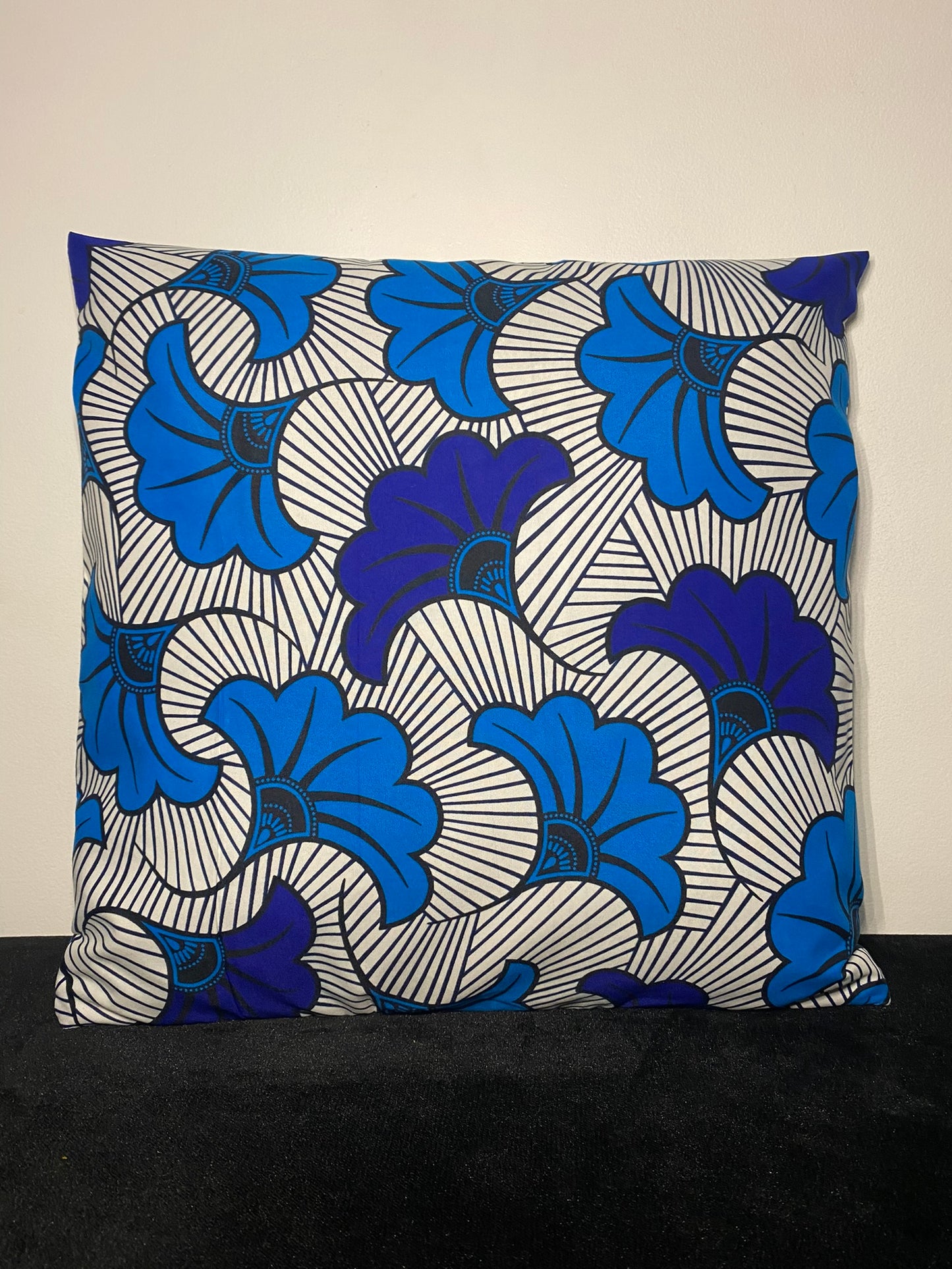 Housse de coussin wax n°118 - Fleur de Mariage Bleu Turquoise