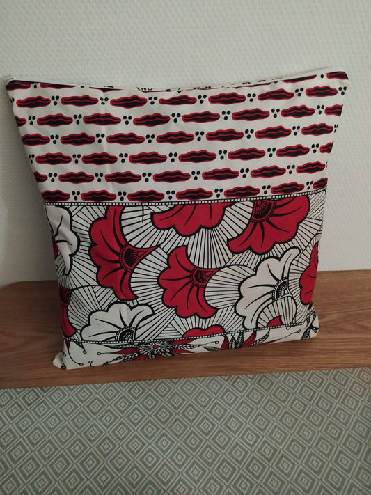 Housse de coussin wax n°107 - Fleur Rouge et Blanc Mixé