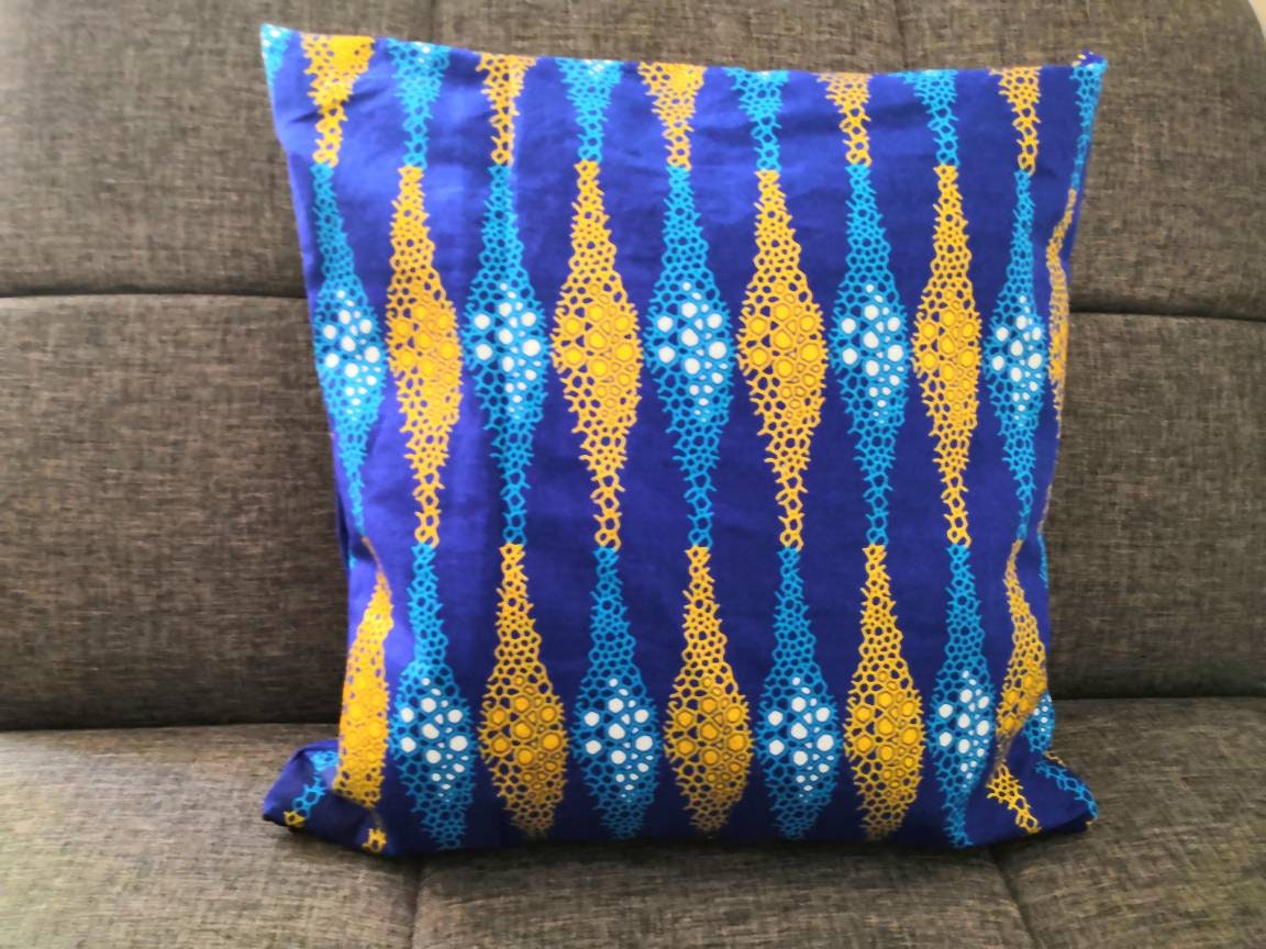 Housse de coussin n°77 - Wax satiné - Jarre bleu dorée