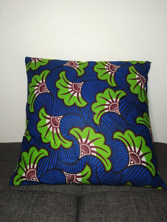 Housse de coussin wax n°23 - Fleur de mariage Vert sur Bleu