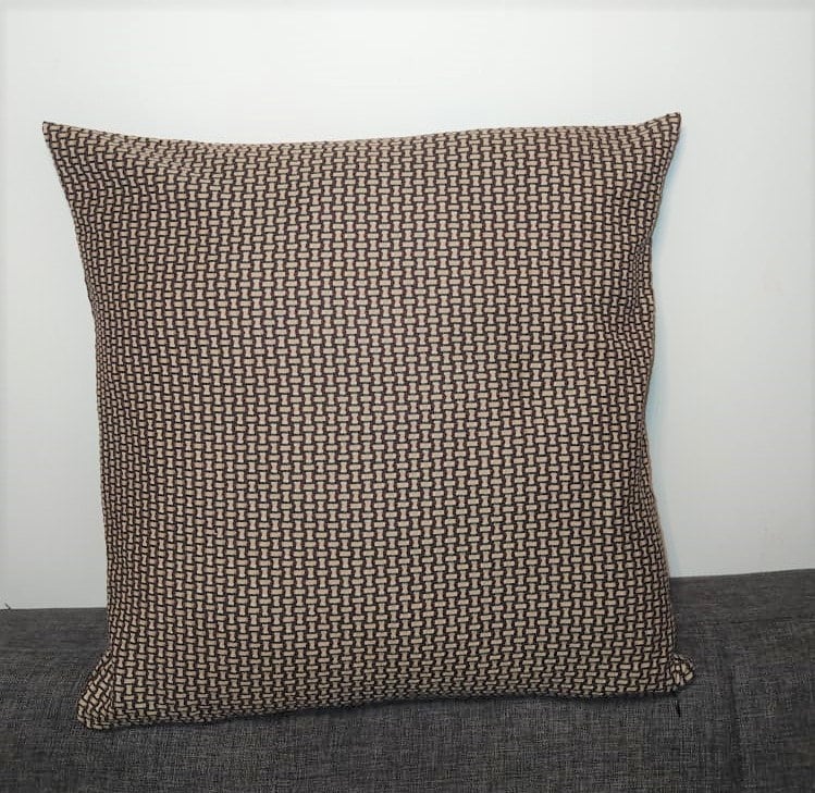 Housse de coussin vintage - Maille marron motif