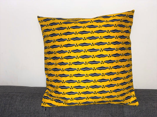 Cushion cover - Premium Quality Cotton - "My husband is capable" pattern - Black yellow