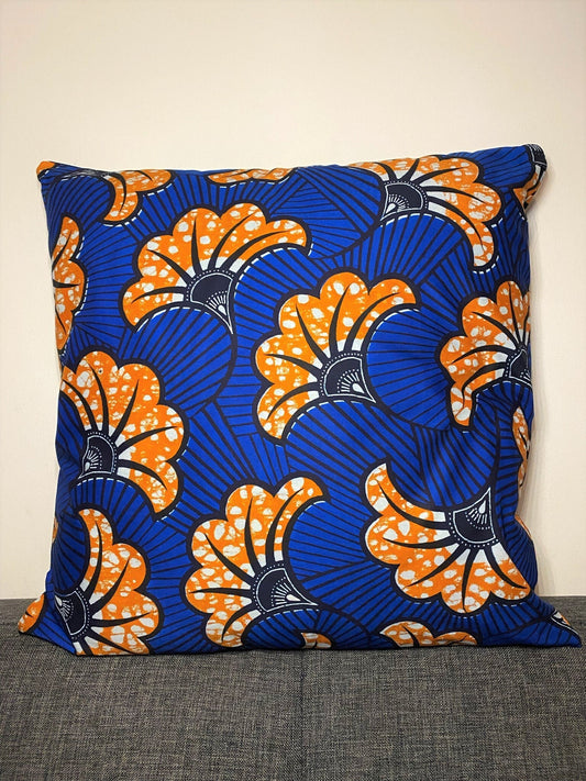 Housse de coussin n°7 - Coton Premium Qualité - Motif Fleur de mariage - Bleu à fleurs Oranges